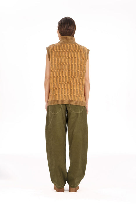 New Komodo Casey Vest in Camel