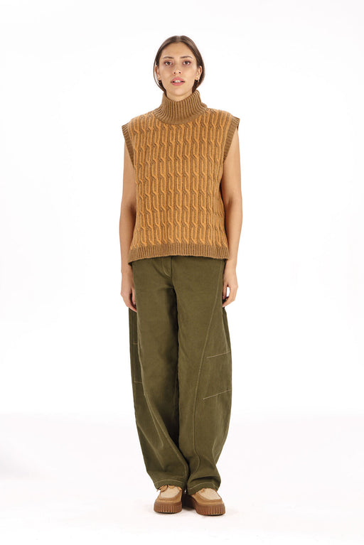 New Komodo Casey Vest in Camel
