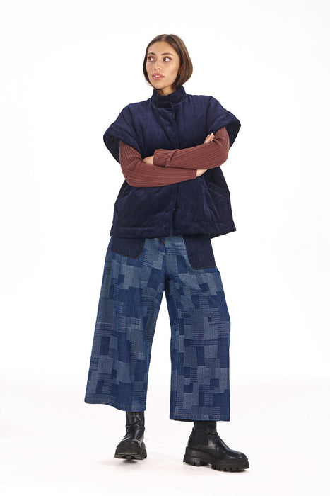 NEW Komodo Daze Gilet in Navy