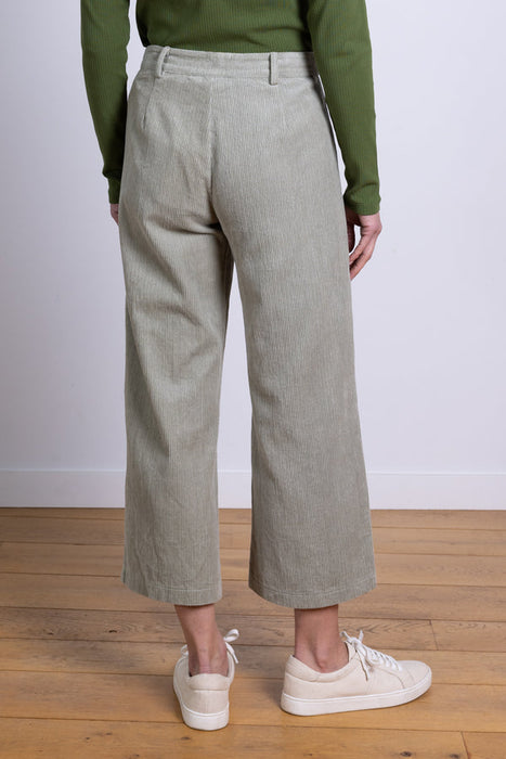 NEW 25% OFF Nomads Cotton Chunky Cord Cropped Trouser in Ecru