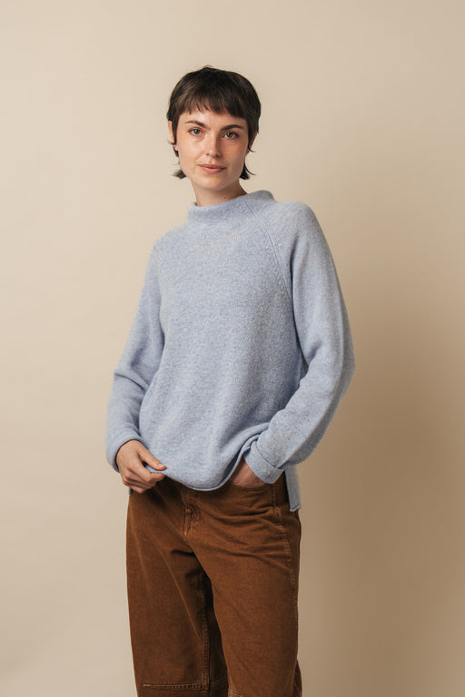 NEW Eribé Corry Raglan Sweater - Angelite