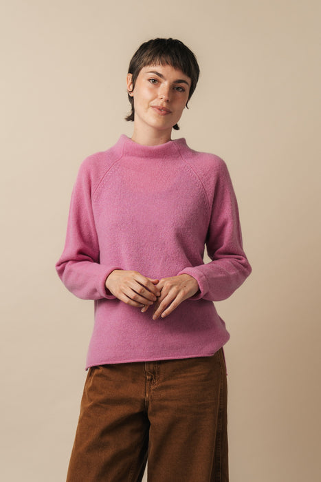 NEW Eribé Corry Raglan Sweater - Thulian