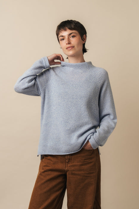NEW Eribé Corry Raglan Sweater - Angelite