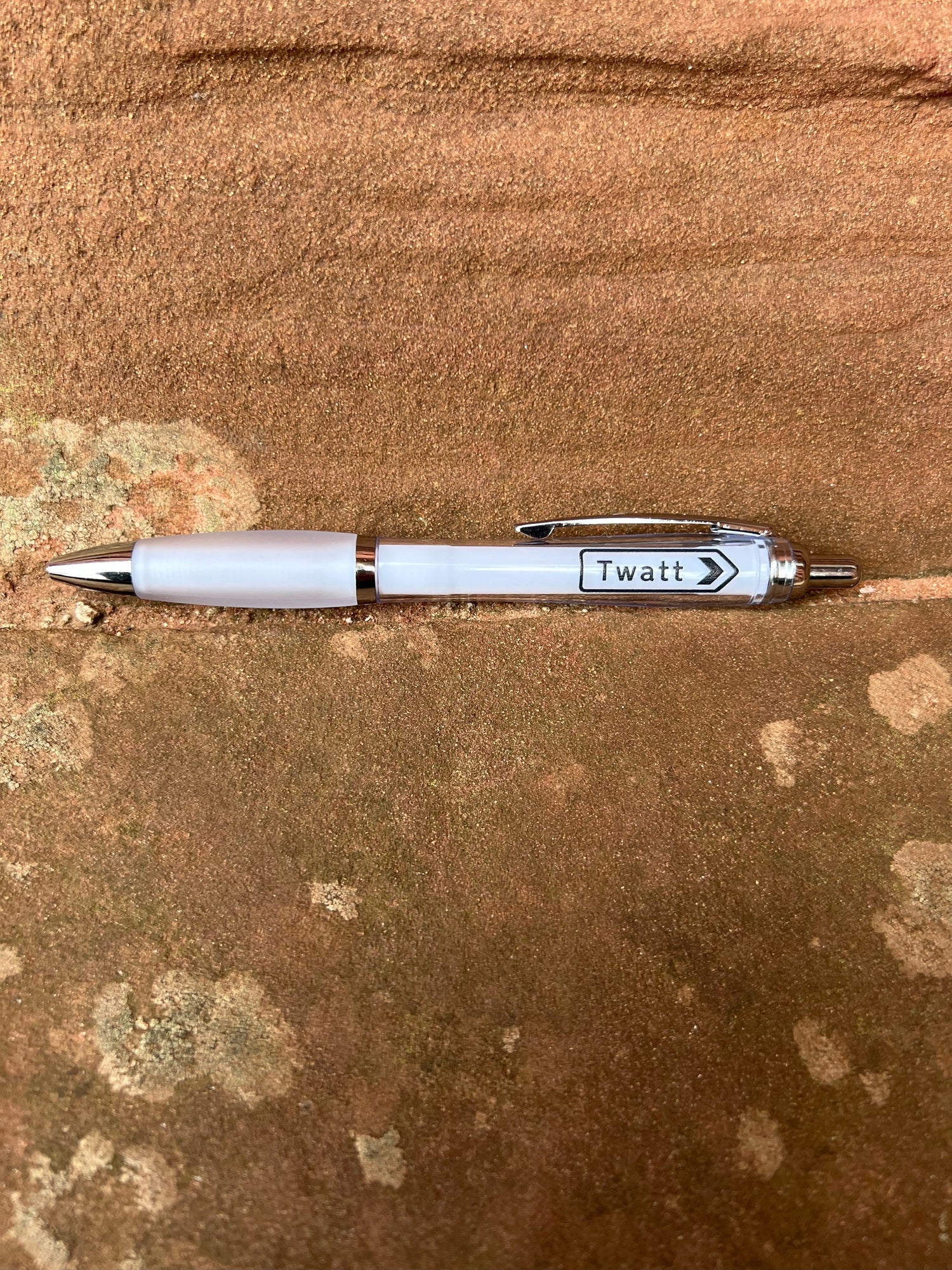 Orkney 'Twatt' Pen — Judith Glue