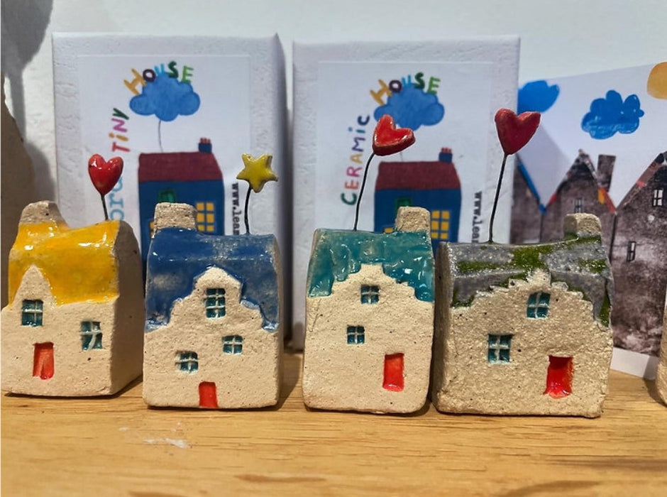 Leamne - Tiny Ceramic Scottish House