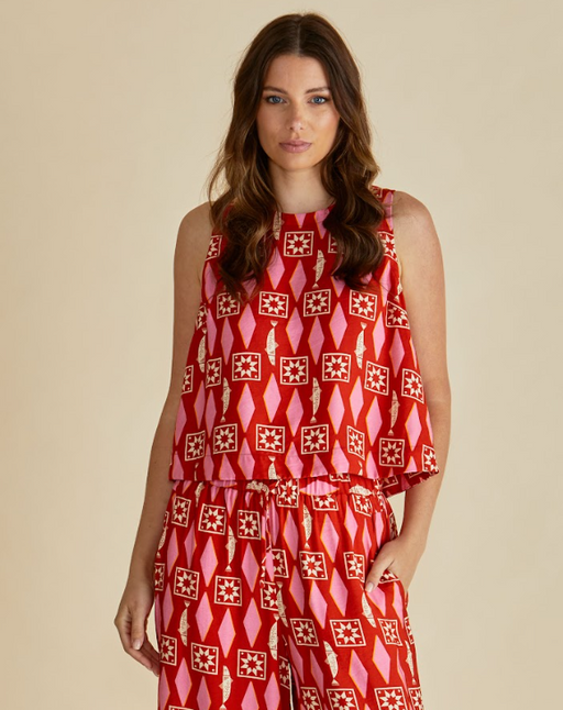 Betty Basics Copacabana Shell Top in Sardinia Geo Print