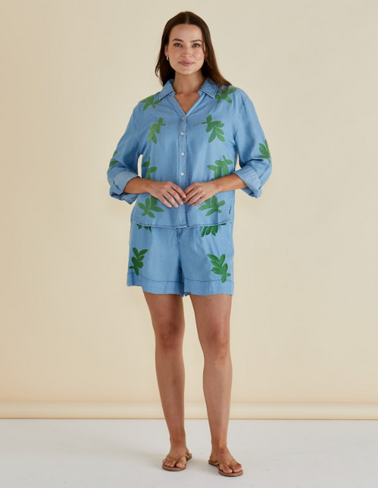 Betty Basics Daria Lyocell Shirt in Leaf Mid Wash