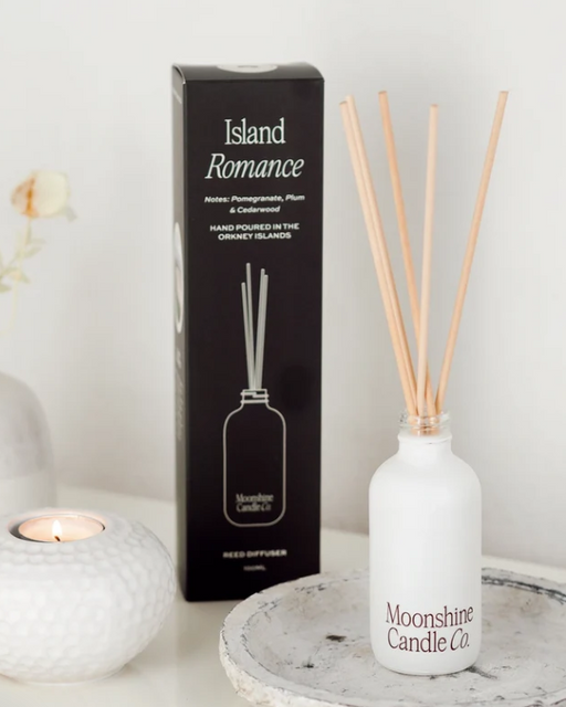 Moonshine Candle Co. - Reed Diffuser in 'Island Romance'