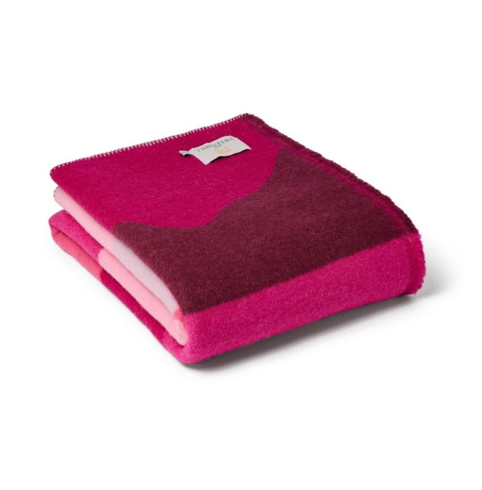 Tweedmill Textiles -  Lifestyle Jacquard Hills Throw - Pink