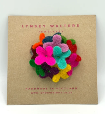 Lynsey Walters - 50s Button Brooch