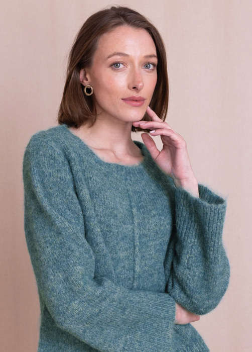 NEW Nomads Plain Cropped Jumper in Duck