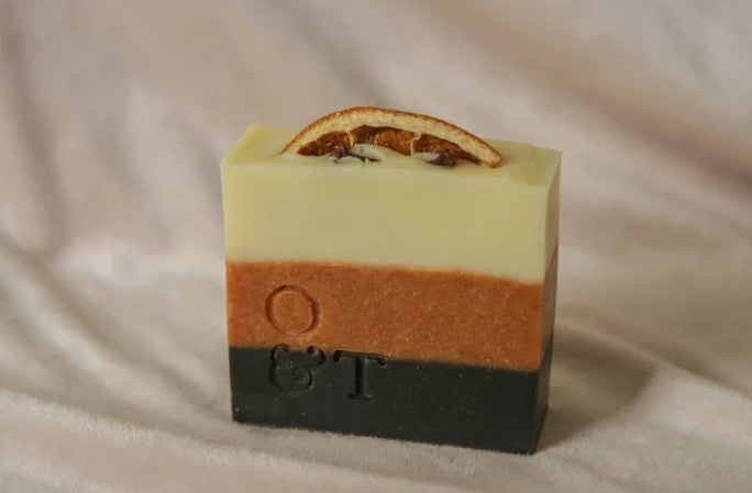 Oat & Thistle - Spice Botanical Soap