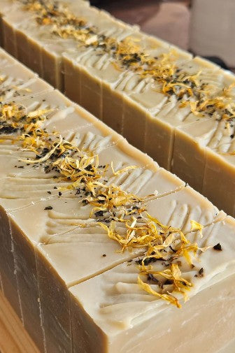 Oat & Thistle - Mentha Botanical Soap
