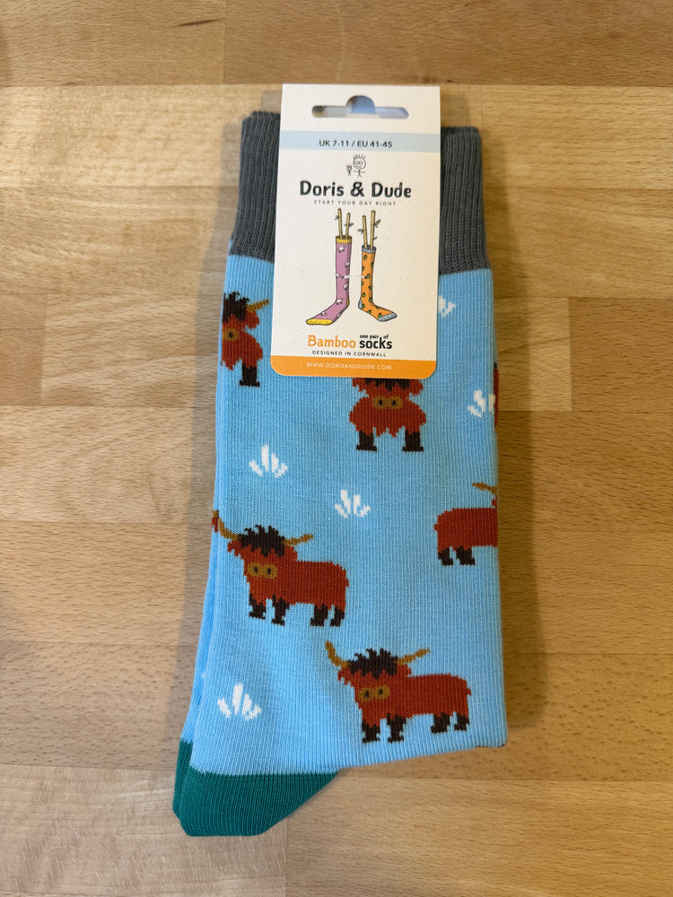 Doris & Dude Blue Highland Cow Socks