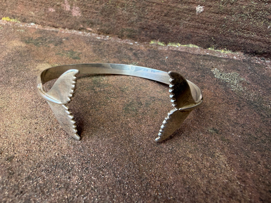 Pre Loved - Fluke Bracelet Humpback