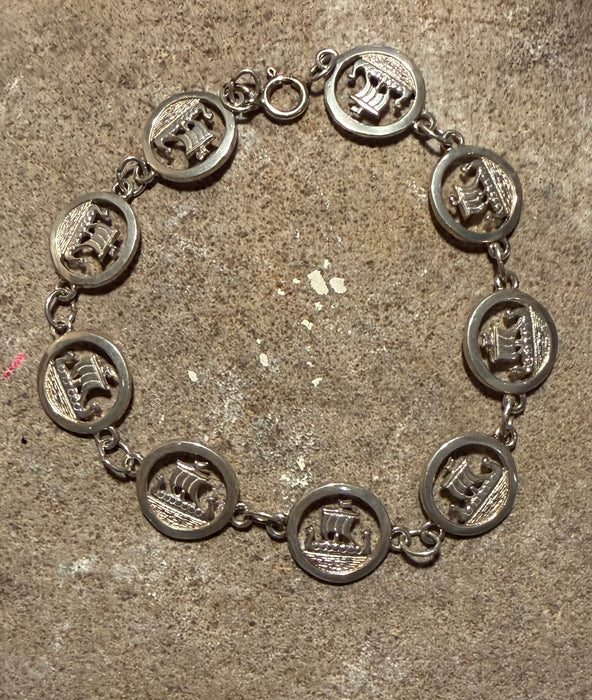Pre Loved - Ortak Viking Galley Ship Bracelet