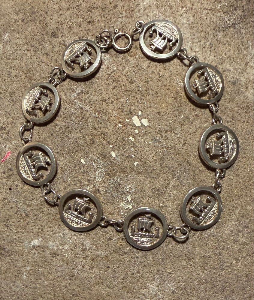 Pre Loved - Ortak Viking Galley Ship Bracelet