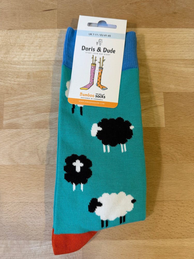 Doris & Dude Light Green Sheep Socks