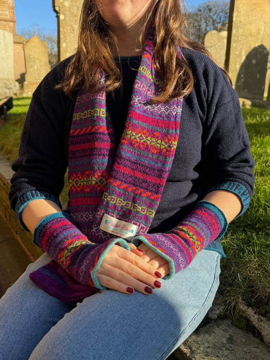 Rackwick Wild Lupin Mittens