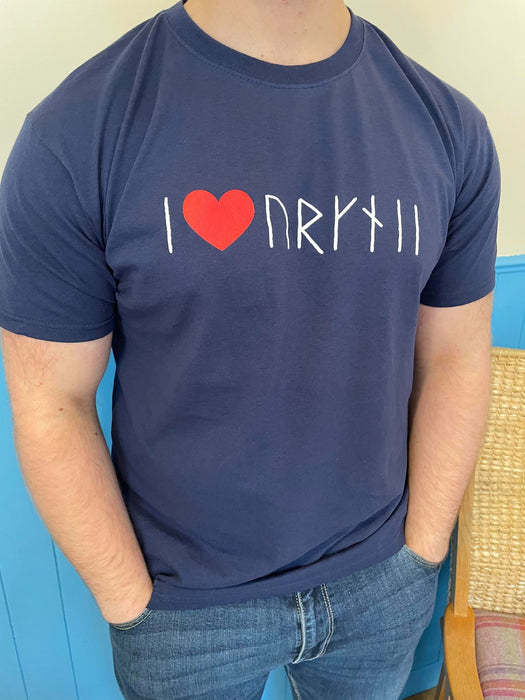 l Love Orkney in Runes T-shirt