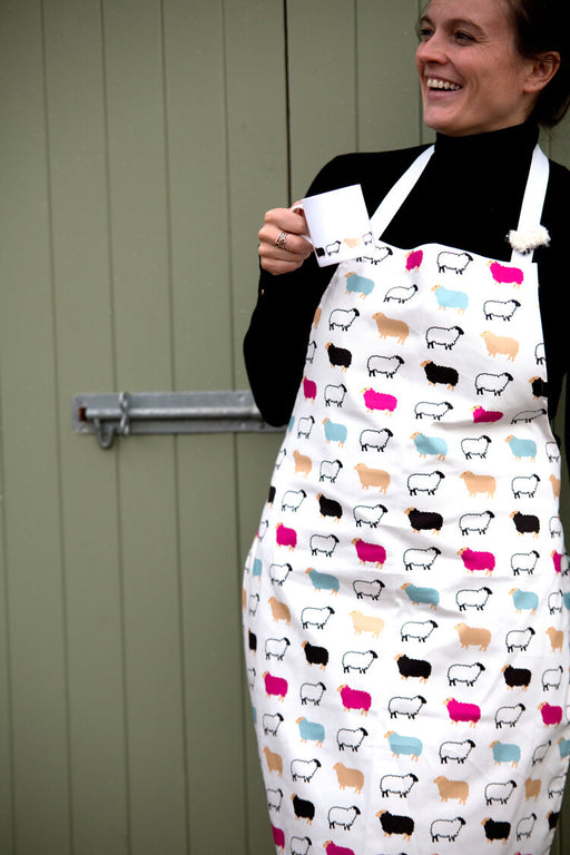 Hairy Coo & Co. - Woolly Ewe 100% Cotton Apron (with Woolly Ewe Brooch)