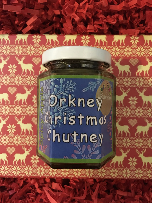 Christmas Orkney Isles Cheese, Chutney and Oatcake Gift Tray