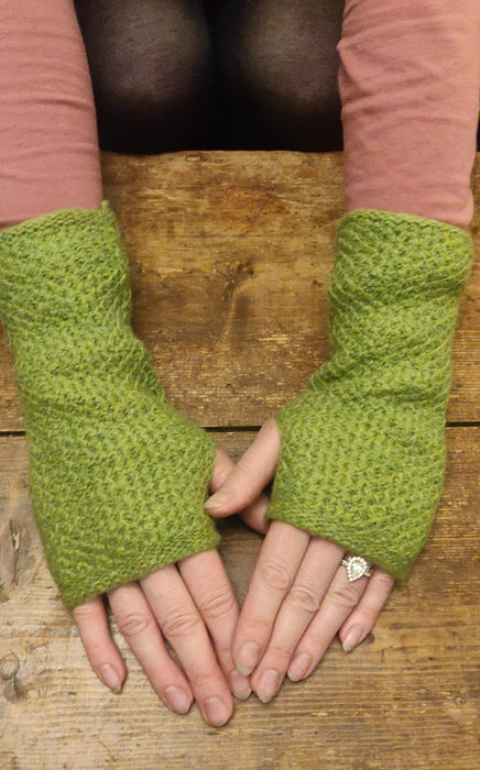 Annie Glue Textured Hand Warmers in  Lime